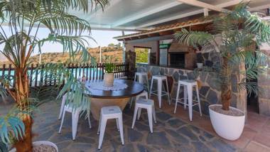 Cortijo La Envarra El Borge by Ruralidays