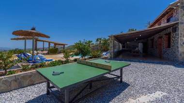 Casa Cabana de Piedra El Borge by Ruralidays