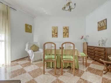 Lovely Holiday Home in Villanueva de San Juan with Pool