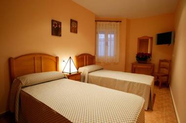 APARTAMENTOS HOTEL 77