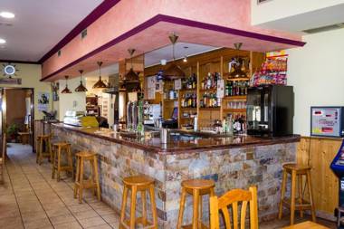 El Roble Hotel Restaurante