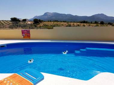4 bedrooms villa with private pool enclosed garden and wifi at Zarzadilla de Totana