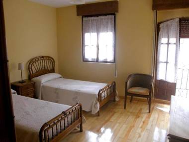 5 bedrooms house with city view and terrace at Banos de Valdearados