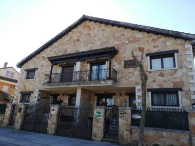 Los Alisos country house