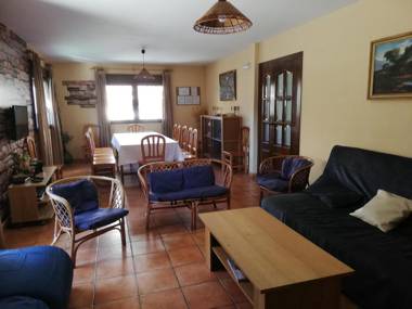 Los Alisos country house