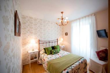 3 bedrooms house with balcony at Teo