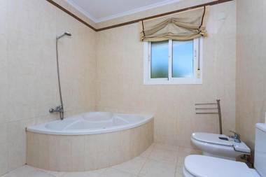 CH Villa Calida Monteazul