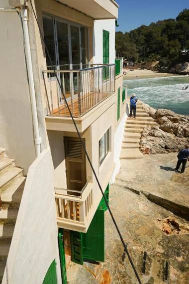 Chalet Cal Tio Miquel direkt am Meer mit Wifi