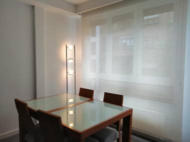 Apartamentos Dos Torres Bilbo - Parking y WiFi