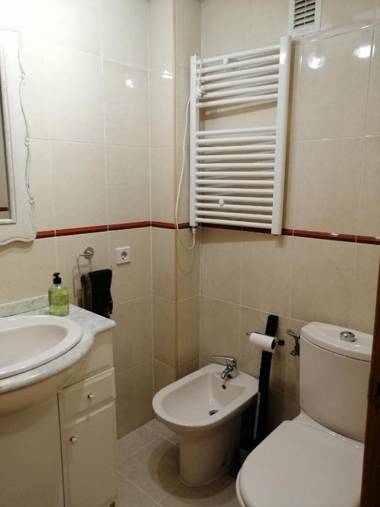 Apartamentos Dos Torres Gandalf - Excelente ubicación centrica con garaje incluido