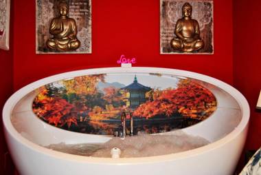 APARTAMENTO DELUXE CON JACUZZI LOVE FOR TWO