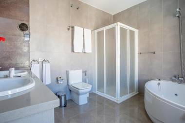 Villa Caletas Teguise - A Wonderful 3 Bedroom Villa - Perfect For Families