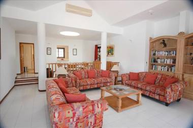 Elegant Costa Teguise Villa Villa Amapola Stunning Seaviews Private heated pool