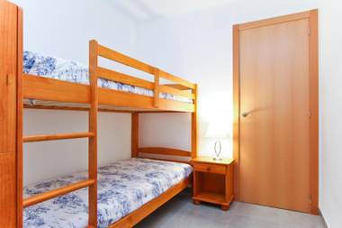 PINEDA 4 Planet Costa Dorada