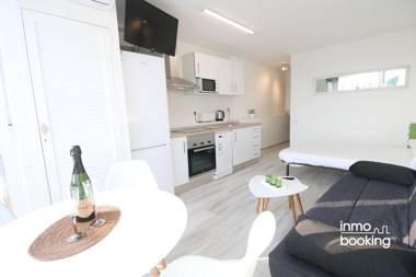 InmoBooking Loft Ancora climatizado a 5 minutos a pie de la playa