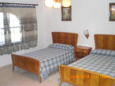 One bedroom appartement with shared pool terrace and wifi at La Riera de Gaia 4 km away from the beach