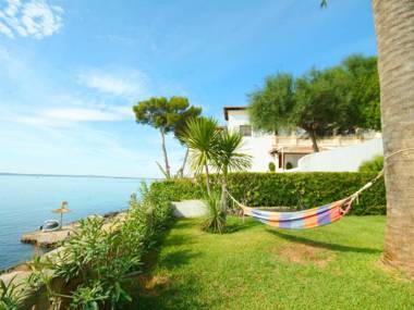 Apartment Vida Sana with Sea Views and Garden