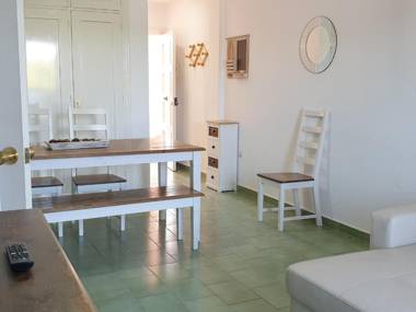 Ref 23v2e apartamento 2 hab. urb. pinar don jesus