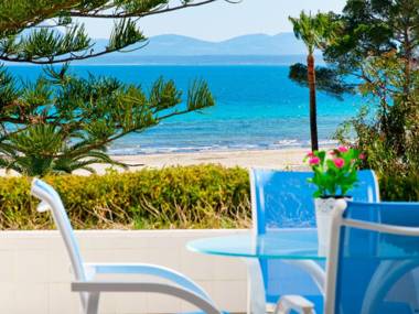 Apartment Oiza Canopus Sea Views at the beach