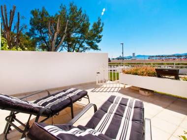 Apartment Oiza Sand Castle 24 at Alcudia Beach WIFI and aircon