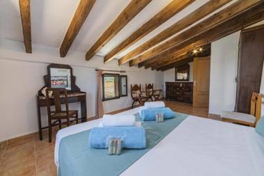 Villa Can Gosp / Sa Caseta d'en Mateu