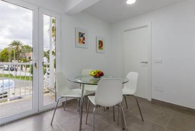 Apartment Assimetric