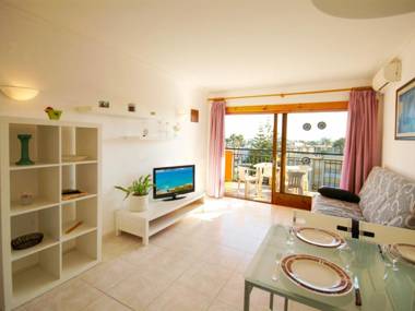Apartamento Arcoiris con piscina y junto a playa de Alcudia