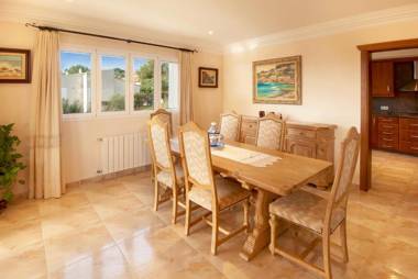 Beach Villa Arran de Mar