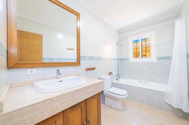 Villa Joana Barcares for 10 with swimming pool