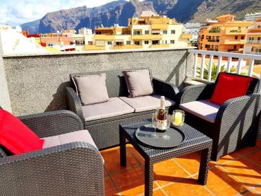 2 bedrooms appartement at Puerto de Santiago 900 m away from the beach with furnished terrace and wifi