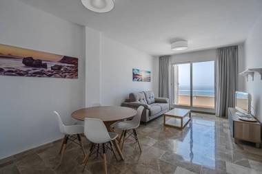 Amazing apartment with sea views PA06