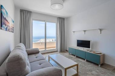 Amazing apartment with sea views PA06