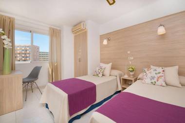 Apartamentos Calablanca