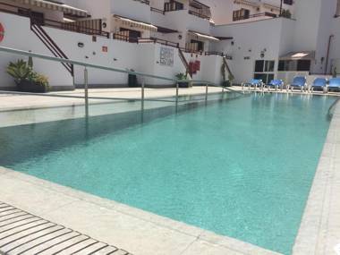 Granada II Apartments