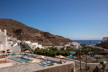 Granada II Apartments