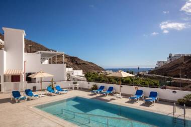 Granada II Apartments