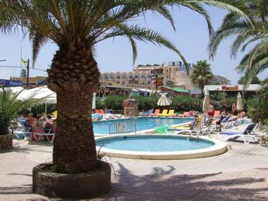 Bahia de San Antonio Beach