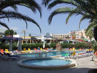 Bahia de San Antonio Beach