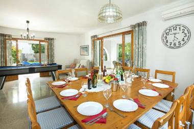 Villa Laila by Villa Plus