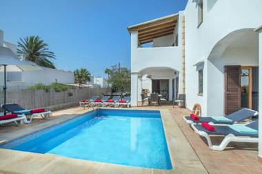 Villa Roca Viva by Villa Plus