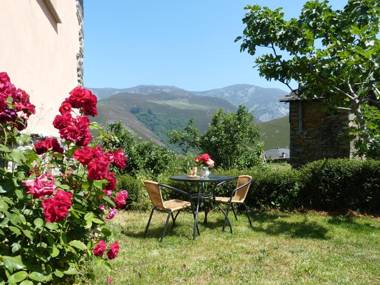 Apartamentos El Valledor