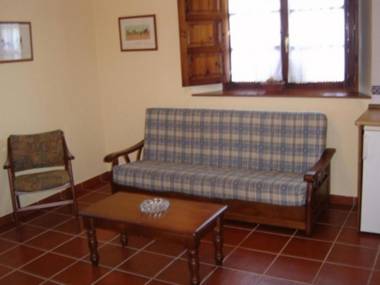 APARTAMENTOS LA MONTAÑESA