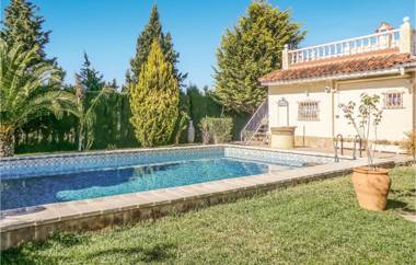 Beautiful home in Urbanización La Sima with Outdoor swimming pool WiFi and 5 Bedrooms