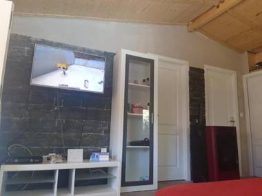 2 bedrooms house with enclosed garden and wifi at Iraneta