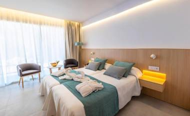 Hotel Petit Sagitario (Adults only)