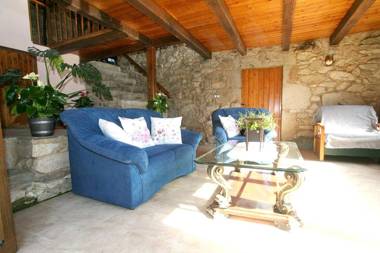 2 bedrooms house with wifi at Paradela