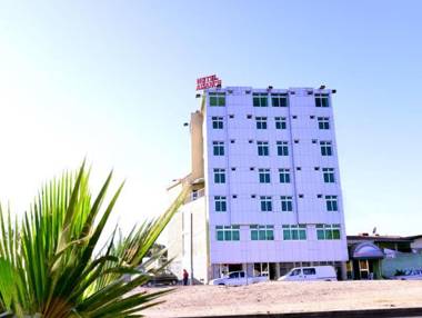 Adams Hotel