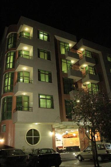 Hera Addis Hotel