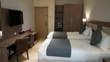 Triple E Hotel and Spa