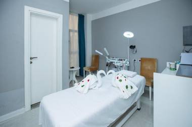 Vibes Hotel & Spa